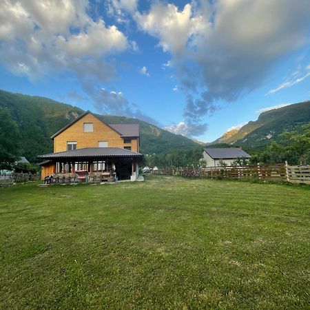 Riverside Guesthouse & Sauna Vuthaj المظهر الخارجي الصورة